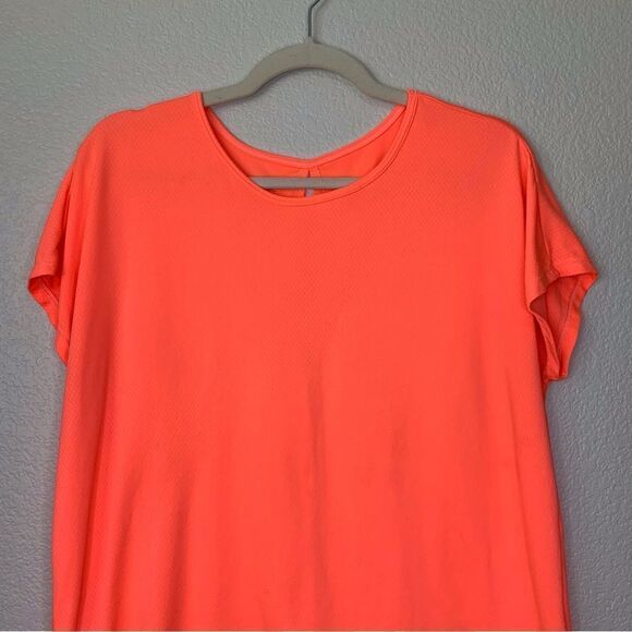 Cascade Sport Performance Women’s Athletic Top - Picture 2 of 9